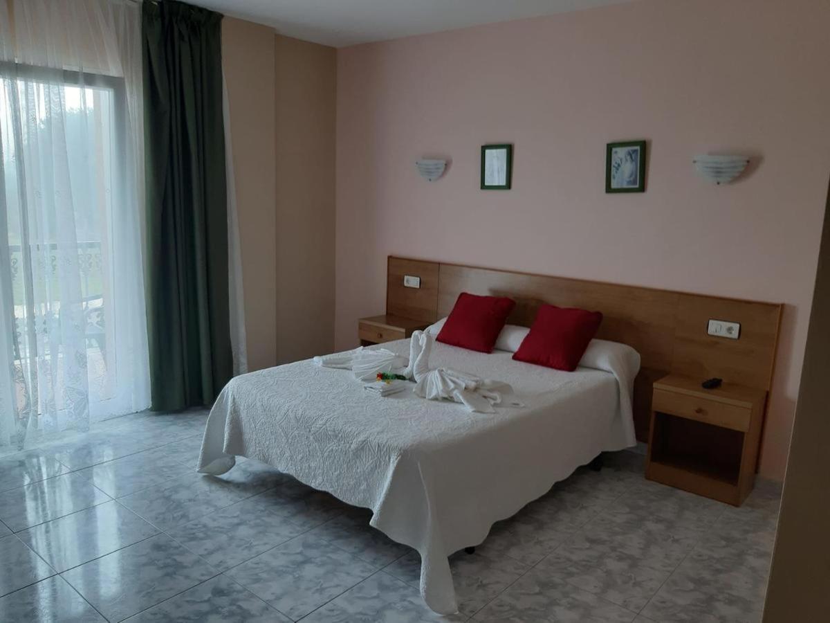 Hotel Chamuinas Sanxenxo Eksteriør billede